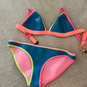 Triangl bikini